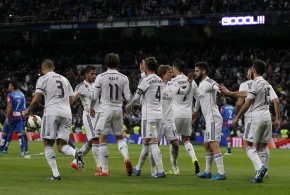 Victoria sin brillo antes del Clásico